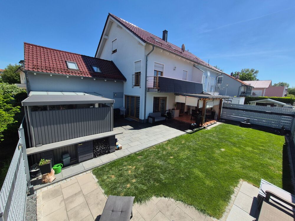 Thumbnail-„Provisionsfrei“ Familienfreundliche DHH mit ausgebauter Doppelgarage Unterhaunstadt