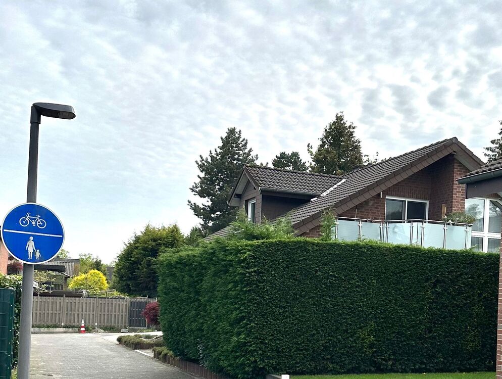 Thumbnail-moderne helle Etagenwohnung in einem freistehenden 2 Familienhaus