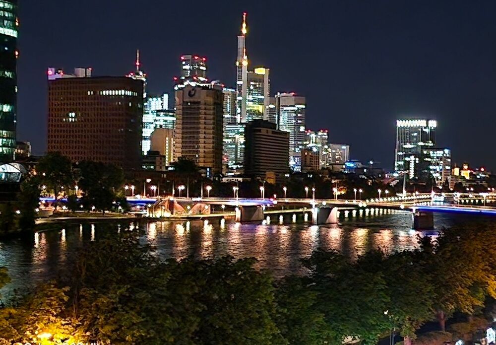 Thumbnail-„Exklusive Main Residence mit Skyline‑Panorama“