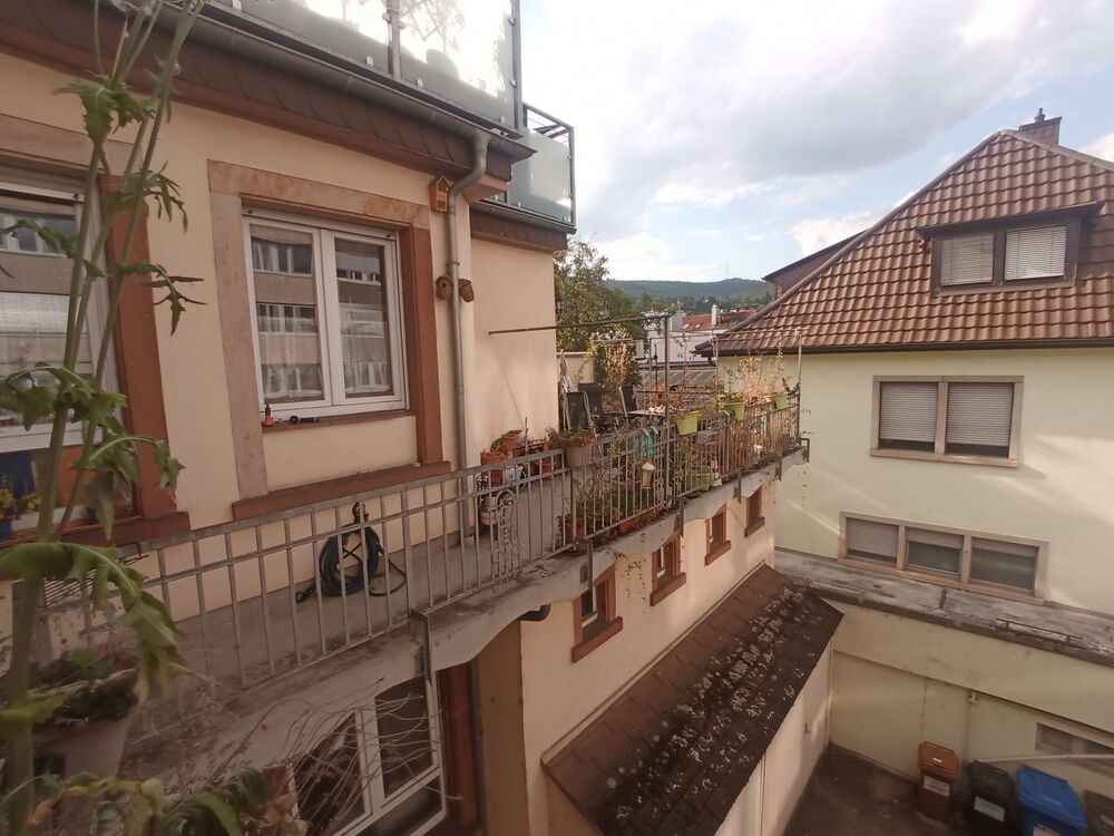 Thumbnail-Gehobene Altbauwohnung mit großem Balkon ca. 150qm - Wohnraum oder gewerblichen Nutzung möglich