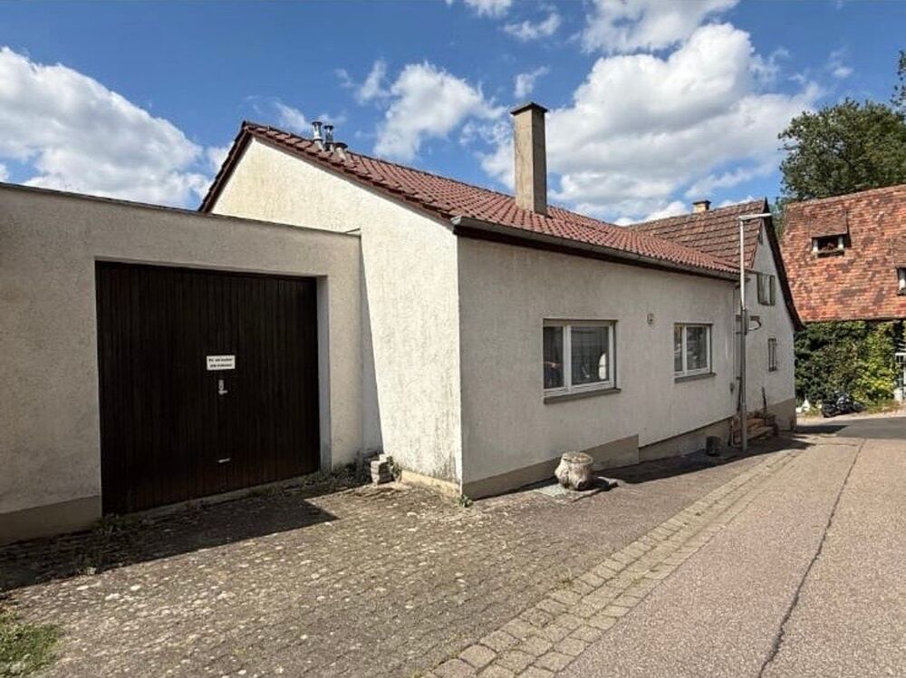 Thumbnail-Sanierungsbedürftiges Einfamilienhaus in Weissach-Flacht