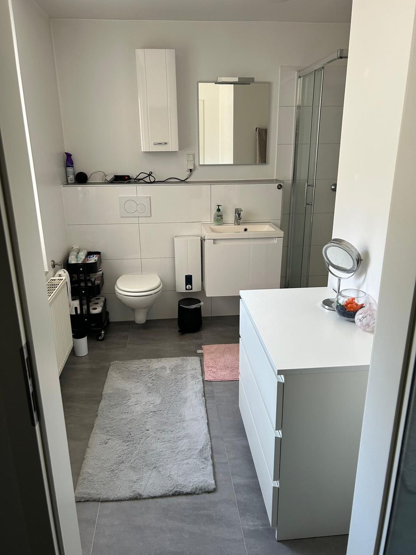 Thumbnail-Vollständig renovierte 1-Raum-Wohnung mit Terrasse in Hürth