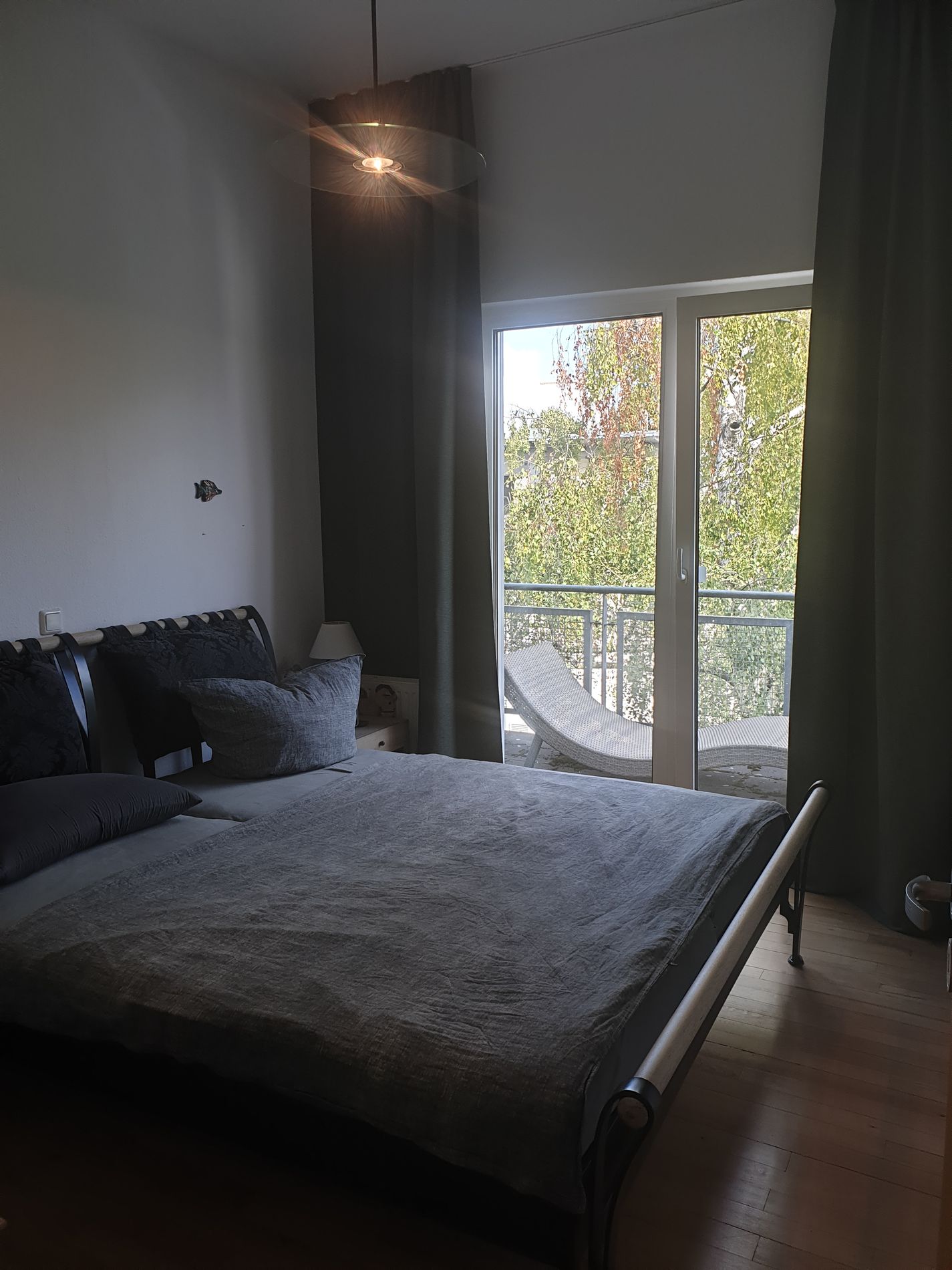 Thumbnail-Provisionsfreie 2-Zimmer-Penthousewohnung mit umlaufendem Balkon in Bonn – Rheinnähe