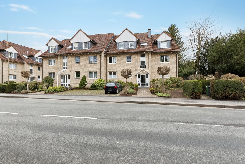 Thumbnail-Sofort frei: Gepflegte 2-Zimmer-Erdgeschosswohnung mit großem Balkon & Tiefgaragenstellplatz