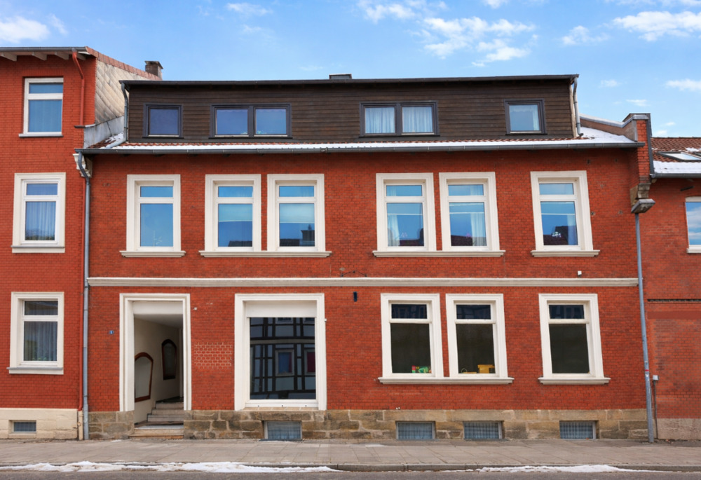 Thumbnail-Ein Mehrfamilienhaus mit Gewerbeeinheit – solide Kapitalanlage in zentraler Lage von Seesen