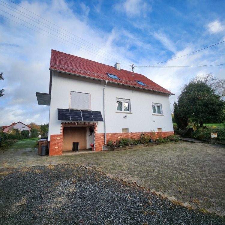 Thumbnail-Ihr neues Zuhause – modernisiertes 1–2-Familienhaus mit neuer Pelletheizung und gemütlicher Kota