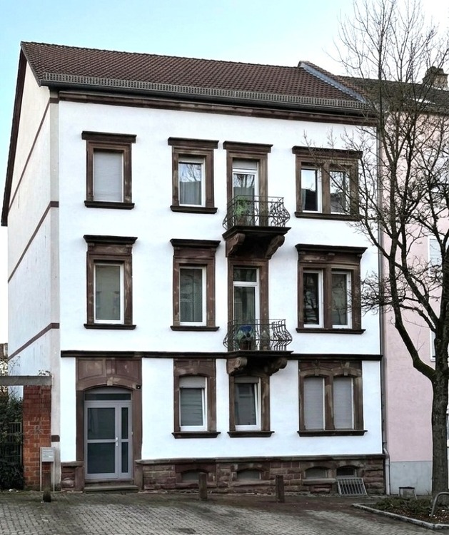 Thumbnail-Top modernisiertes Mehrfamilienhaus in Pirmasens - 3 Wohneinheiten- 2 vermietet