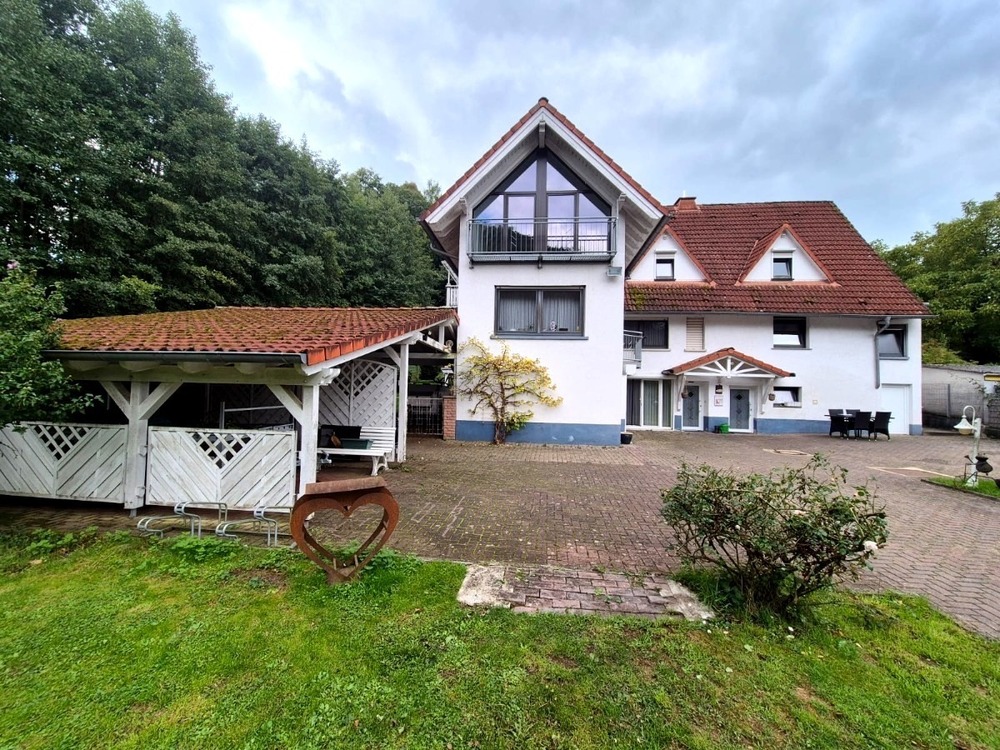 Thumbnail-Gepflegte, großzügige 2-Etagen-Wohnung mit Kamin & Carport zu vermieten – wohnen wie im eigenen Haus