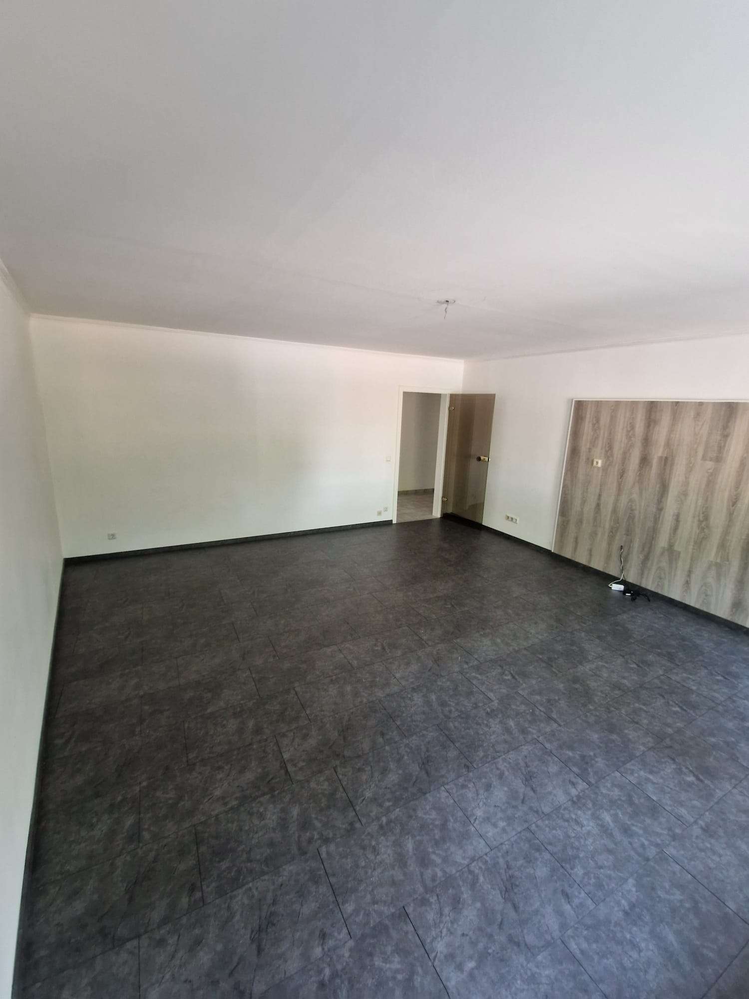 Thumbnail-Wohnung zum Kaufen in Oberhausen 120.000,00 € 66.12 m²