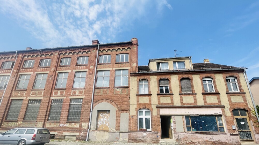 Thumbnail-Stadtteil-Luckenwalde MFH (4 WE + 1 GE) & Rohbau -Ausbau zu MFH mit ca.1.000 - 1.200 qm Wohnfläche !