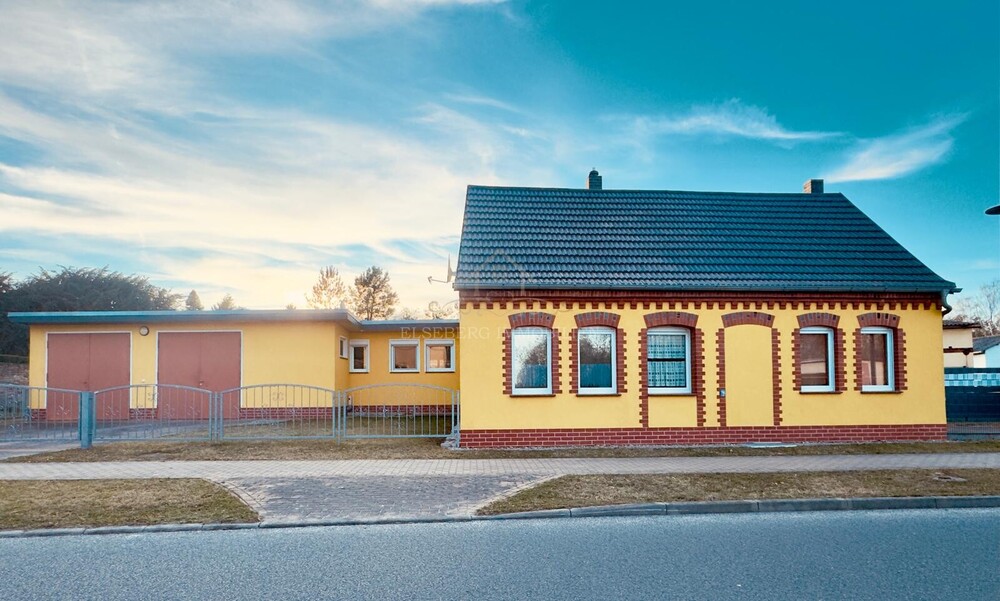 Thumbnail-Kapitalanlage in Neuheim - gepflegtes Einfamilienhaus mit großem Grundstück und Wintergarten