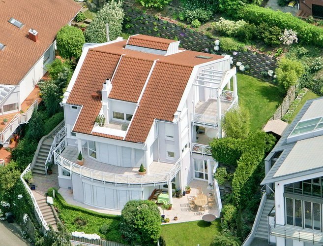 Thumbnail-Exklusives Einfamilienhaus mit ELW in Traumlage