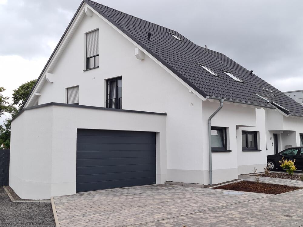 Thumbnail-Einziehen und Wohlfühlen - Lichtdurchflutetes Wohnhaus, NB-Erstbezug, in idyllischer Stadtrandlage