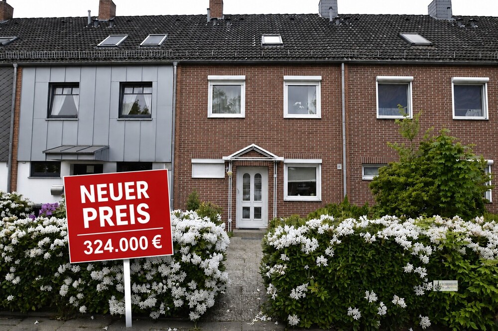 Thumbnail-Solides Reihenmittelhaus Ideal für Familie mit 4 Personen auch für Home Office +EBK +Garage +Garten