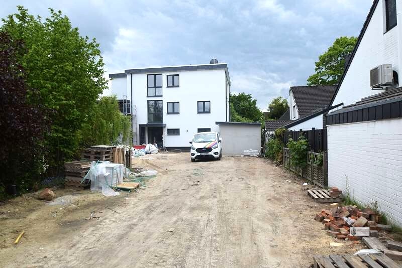 Thumbnail-Penthouse - Wohnung Neubau 2 Zimmer zum 1.7. 2026 mit Rollläden + Stellplatz ohne Küche