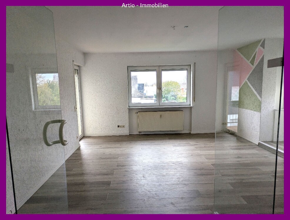 Thumbnail-Großzügige Dreizimmerwohnung im 1. OG in Philippsburg