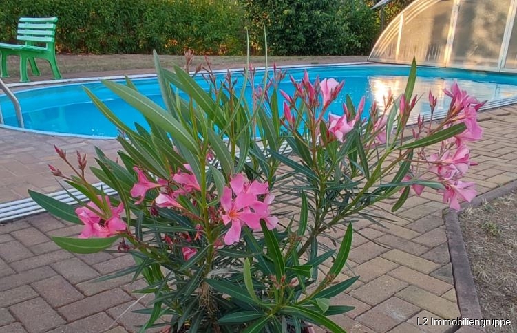 Thumbnail-Romantischer Zwei-Seitenhof mit Pool, Scheune und großem Grundstück in traumhafter Idylle