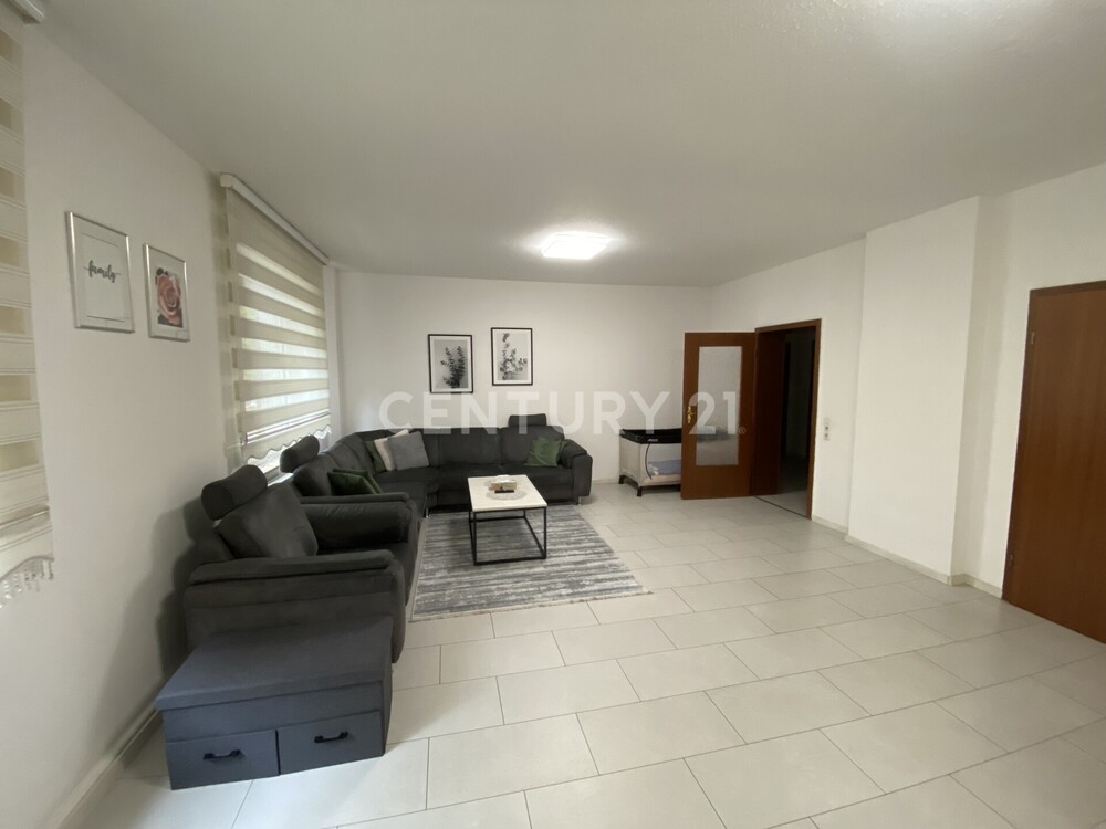 Thumbnail-Charmante 3-Zimmer-Wohnung mit zwei Loggien im 2. Obergeschoss