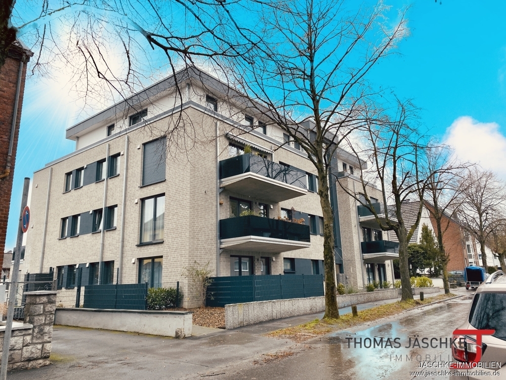 Thumbnail-Penthouse - Umlaufende Terrasse - geringe Nebenkosten - zwei Stellplätze