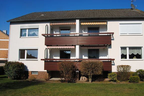 Thumbnail-Wohnung im EG mit Balkon, Garage und Stellplatz in ruhiger Lage ... sucht lebensälteren Mieter ...