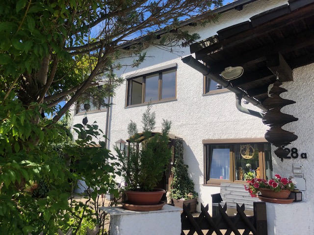 Thumbnail-Idyllisches Einfamilienhaus mit Einliegerwohnung vor den Toren Münchens im schönen Rosenheim