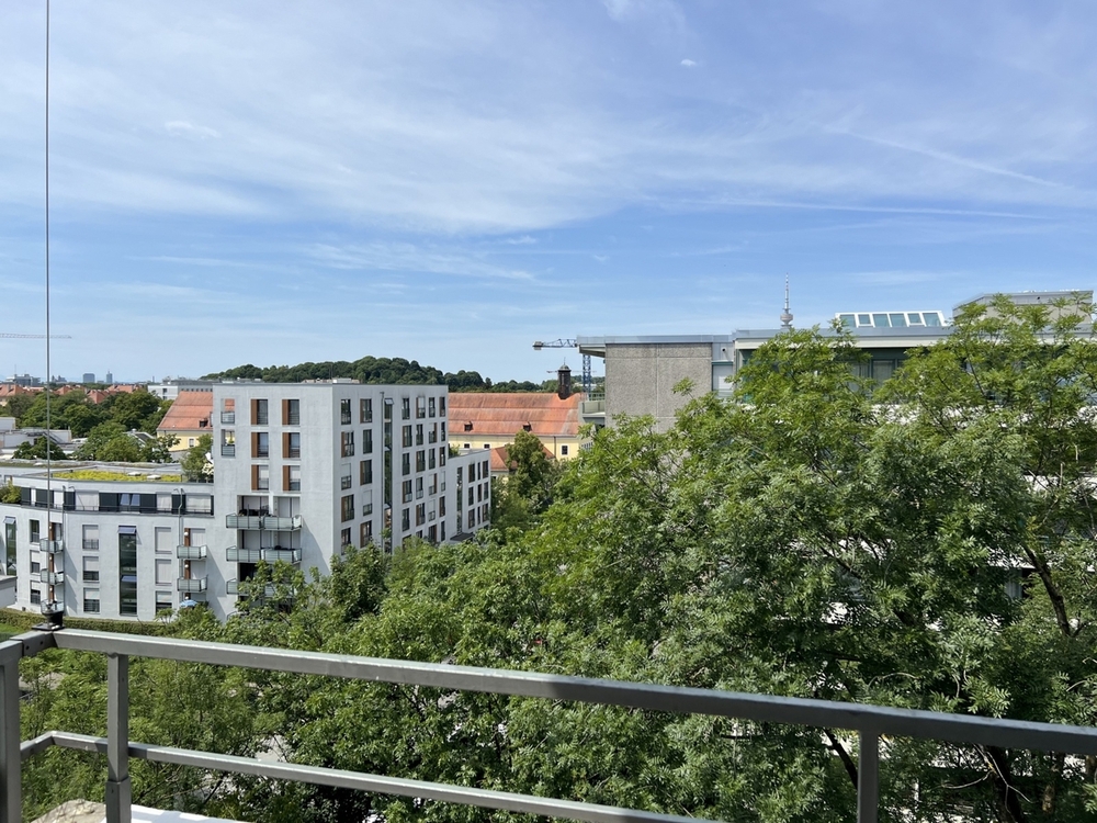 Thumbnail-Lichtdurchflutete DG-Wohnung mit herrlichem Ausblick in Schwabing