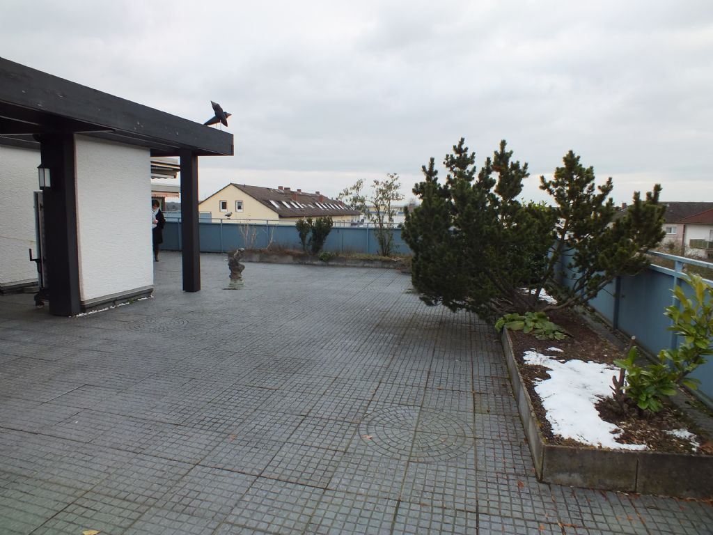 Thumbnail-Penthouse mitten in Nauheim mit ca. 135m² Wohnfläche und 185m² Terrasse inkl. Garage