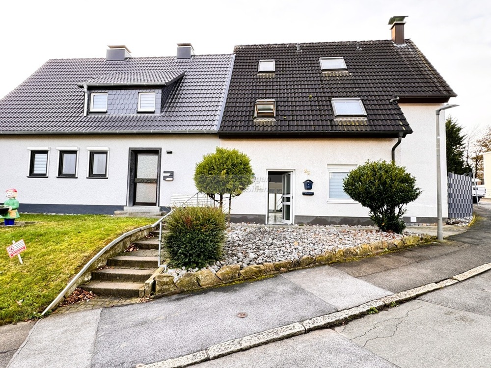 Thumbnail-Gepflegte Doppelhaushälfte mit Loggia und Garten in Dortmund Loh