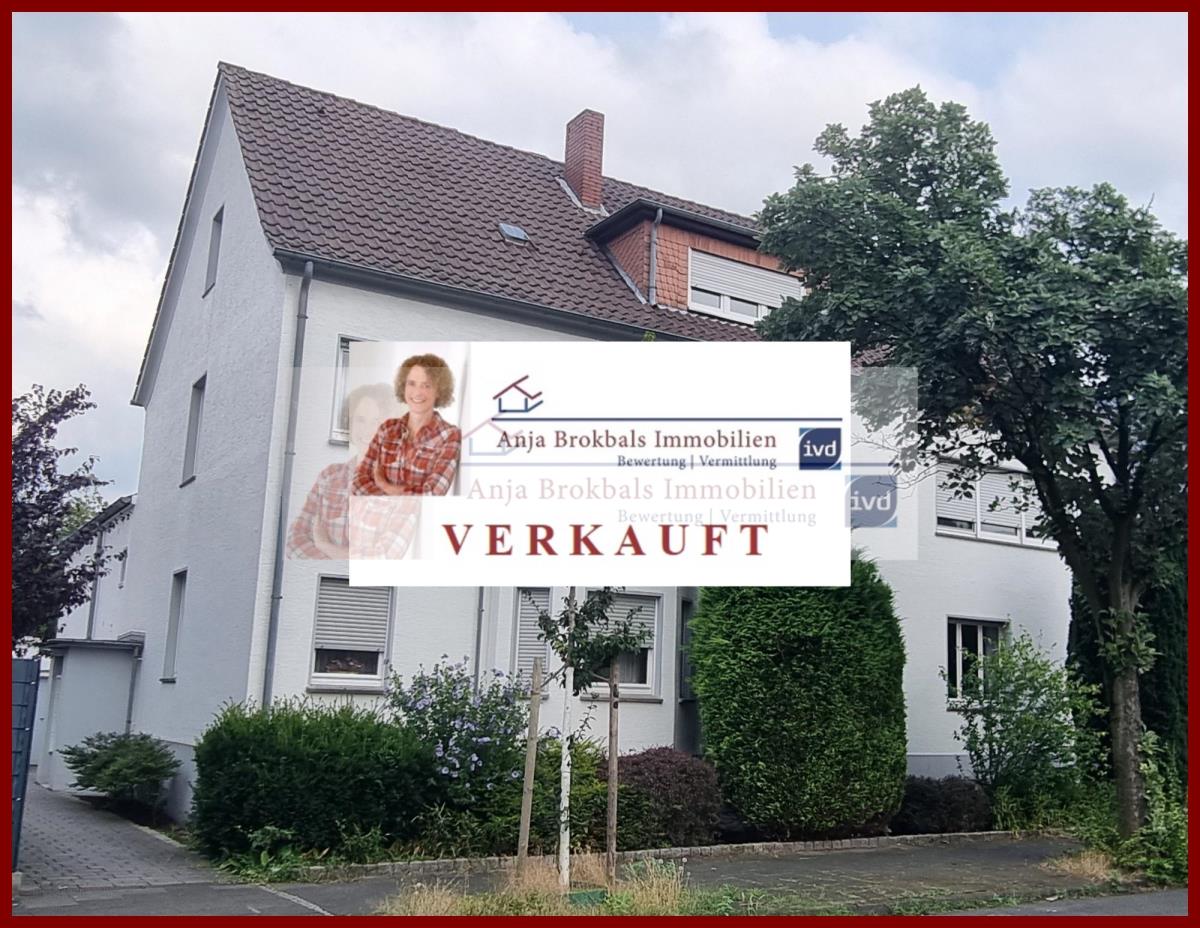 VERKAUFT Großes Zweifamilienhaus