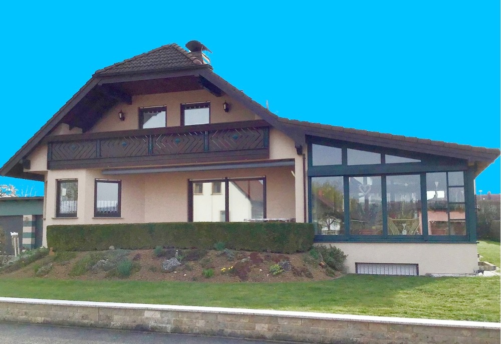 Thumbnail-Dachgeschosswohnung in Ebensfeld zu vermieten.