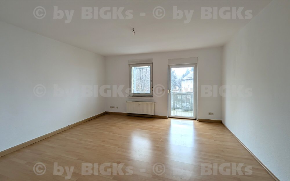Thumbnail-BIGKs: Suhl-Leninring: 3 Raum Wohnung Suhl,sep.Küche,Wannenbad, Balkon (-;)