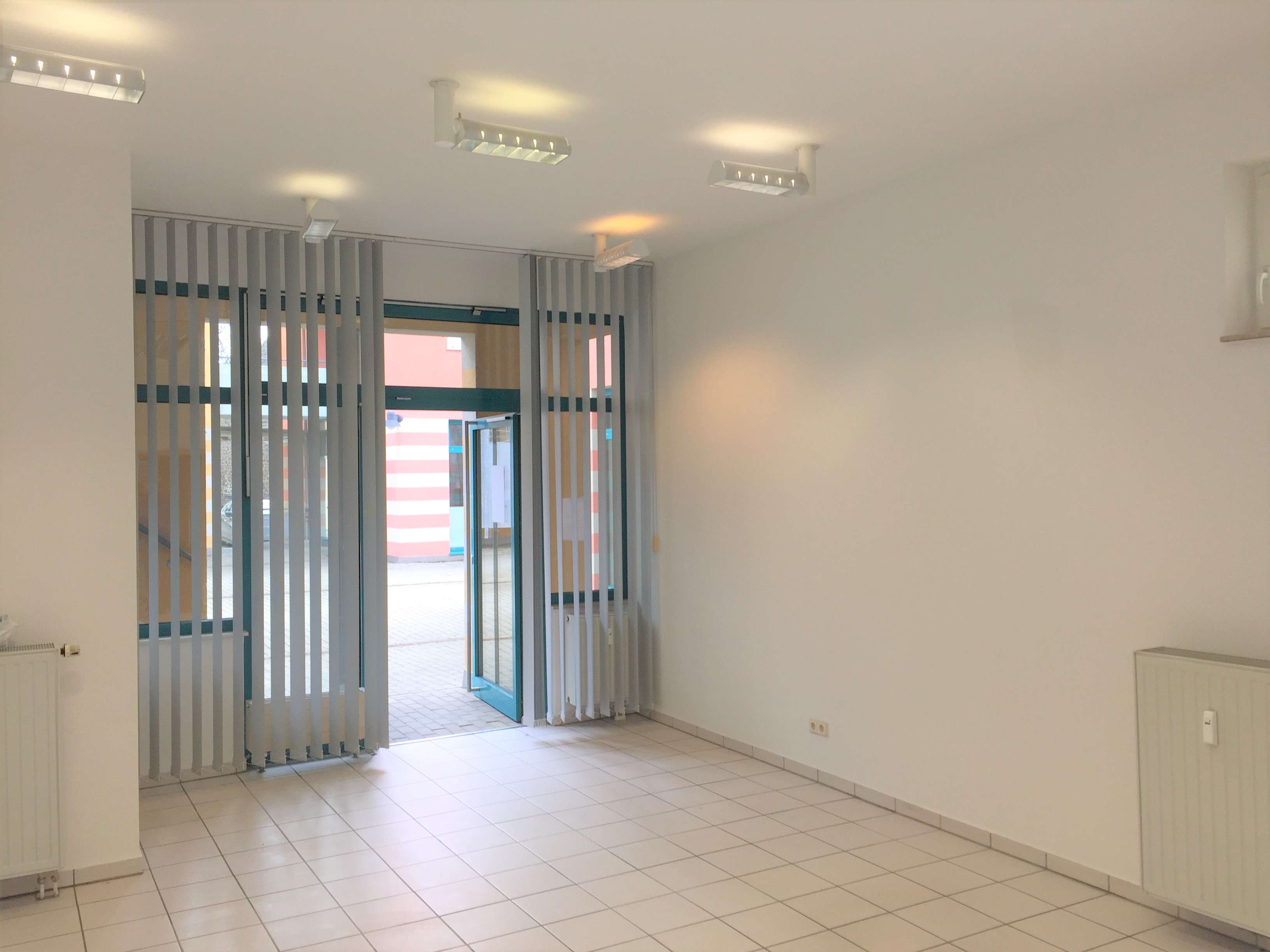 Thumbnail-Praktische Gewerbeeinheit für BüroPraxis oder Einzelhandel