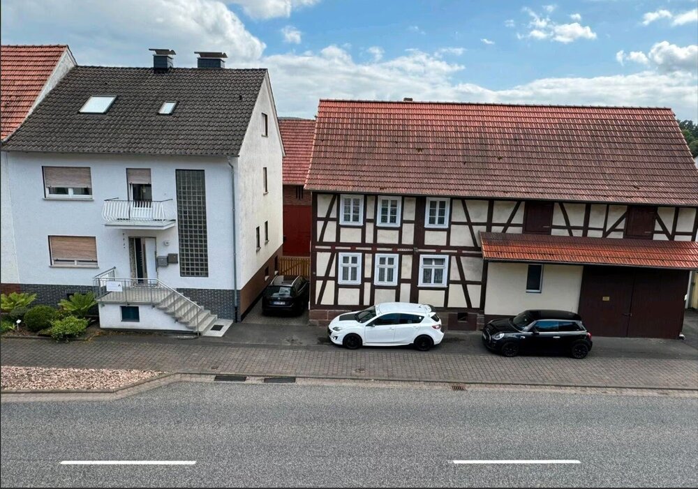 Thumbnail-Ronshausen, EFH + Nebengeb.