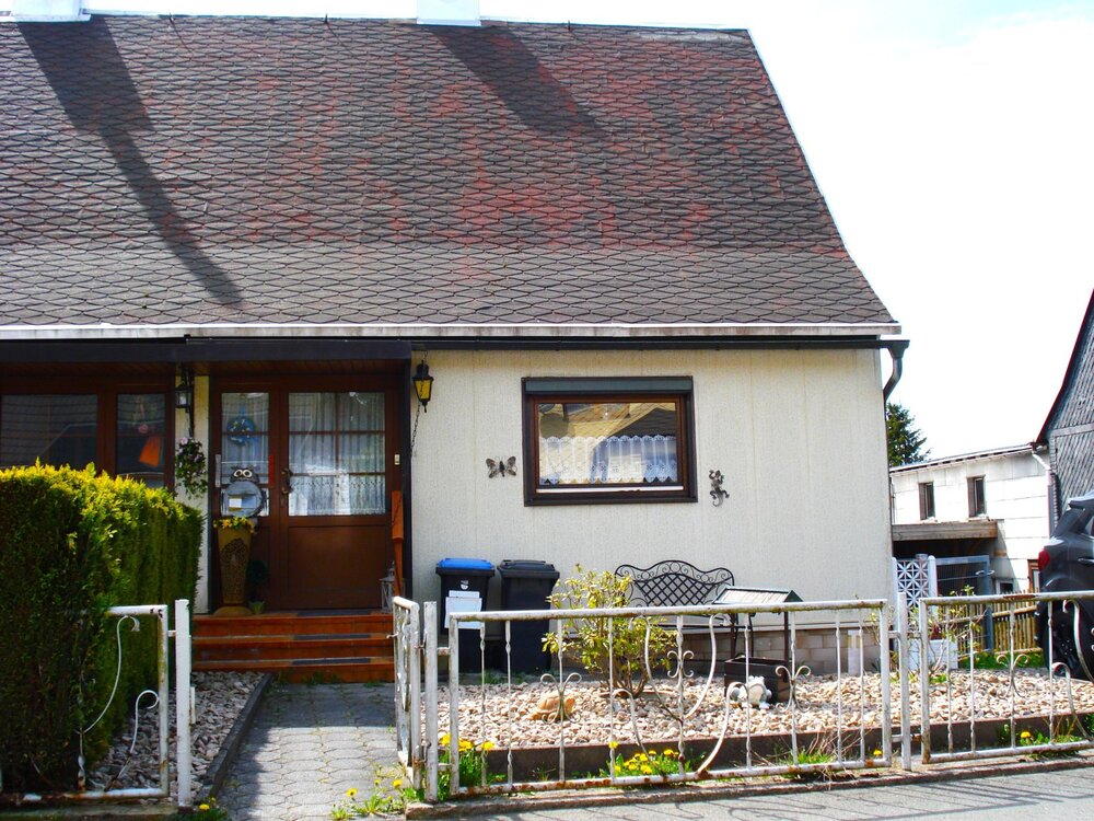 Thumbnail-Saalfeld-Schmiedefeld, Doppelhaushälfte