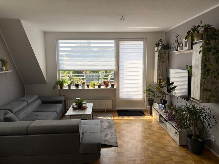 Thumbnail-Essen-Frohnhausen 4,5 Zimmer - 120qm Maisonettewohnung mit modernem Bad - modernisiert - Penthouse