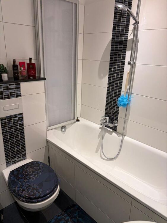 Thumbnail-Essen-Frohnhausen 4,5 Zimmer - 120qm Maisonettewohnung mit modernem Bad - modernisiert - Penthouse