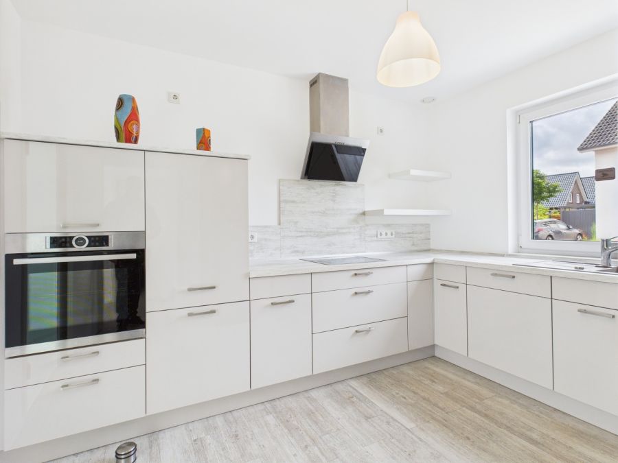 Thumbnail-Außergewöhnliches Haus Wohnung über 2 Etagen in ruhiger Lage von Metjendorf-Oldenburg, KFW 70-ModernCarportGarten Wohnen am Rande von Oldenburg