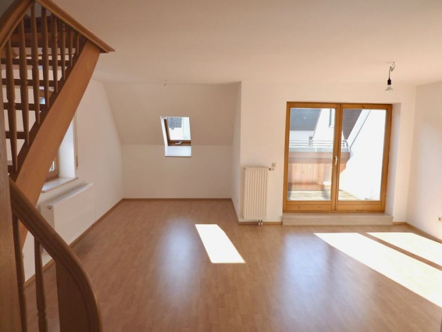 Thumbnail-helle, lichtdurchflutete Maisonette in Lechhausen, provisionsfrei, 3. OG ohne Lift