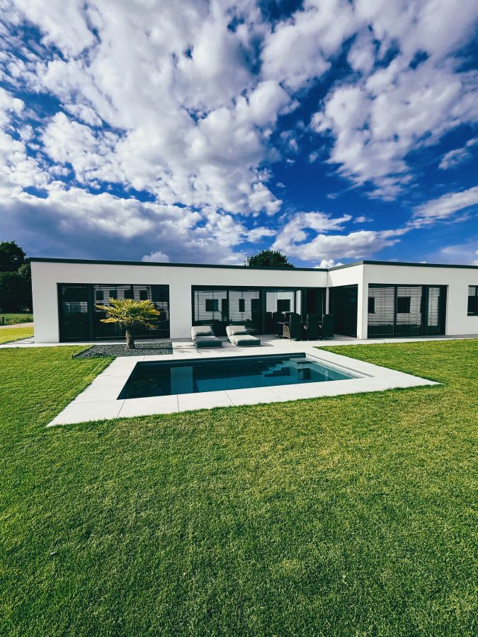 Thumbnail-Provisionsfrei* Moderner Bungalow der Extraklasse mit Pool