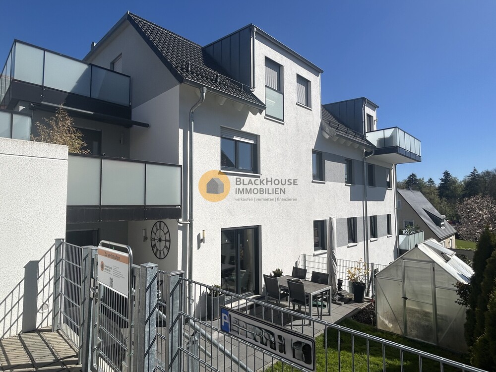 Thumbnail-Baujahr 2021: Große sonnige Gartenwohnung mit Einzelgarage und Stellplatz