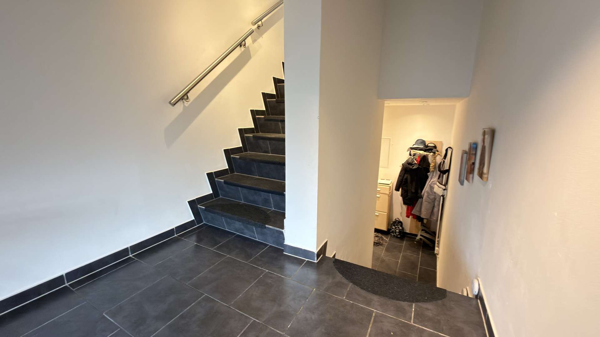 Thumbnail-Modernisiertes 3-Parteienhaus mit Maisonette und Gartenanteil nahe Centro