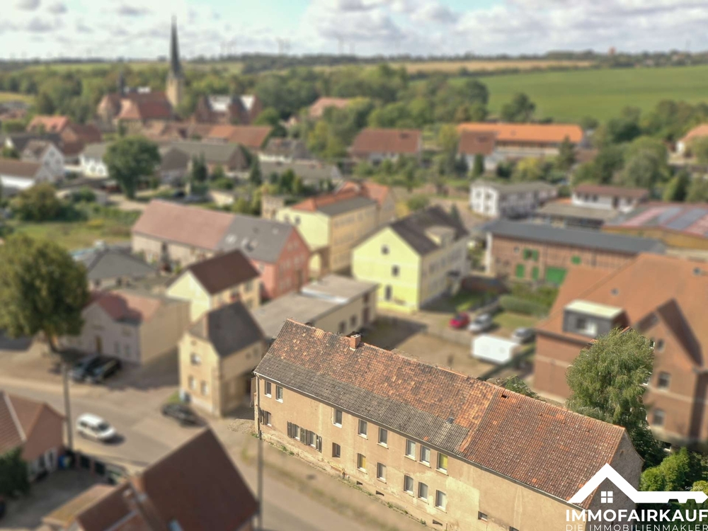 Thumbnail-Sanierungsobjekt mit Planung für Dachgeschossausbau und zusätzlichem Mietpotenzial