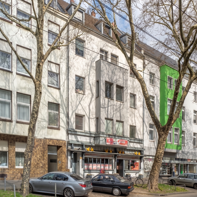 Thumbnail-Ertragsstarke Kapitalanlage: Boardinghouse, Gastronomie & vier Wohnungen in Köln-Buchforst