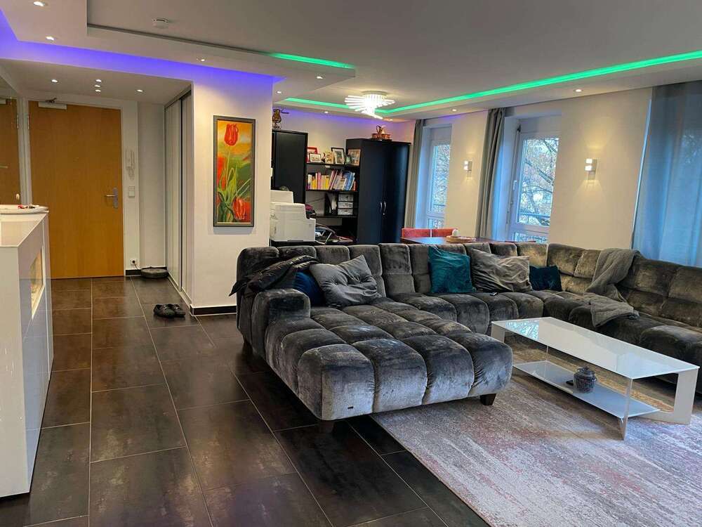 Thumbnail-Moderne 4-Zimmer-Eigentumswohnung in zentraler Lage