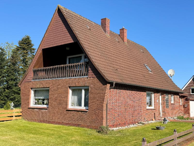 Thumbnail-Großes Einfamilienhaus in Osteel (SG Brookmwerland) (Mindestgebot: 239.000 EUR)
