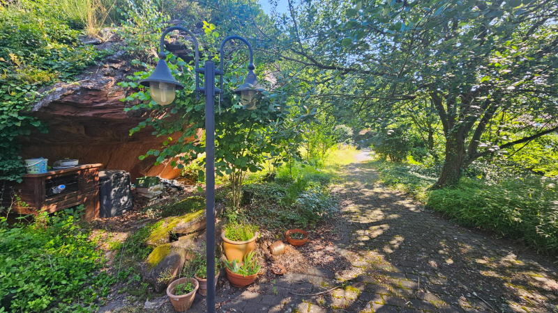 Thumbnail-ObjNr:19522 - Freistehendes, repräsentatives EFH mit Garten und großem Grundstück ausserhalb in DÜW-Grethen