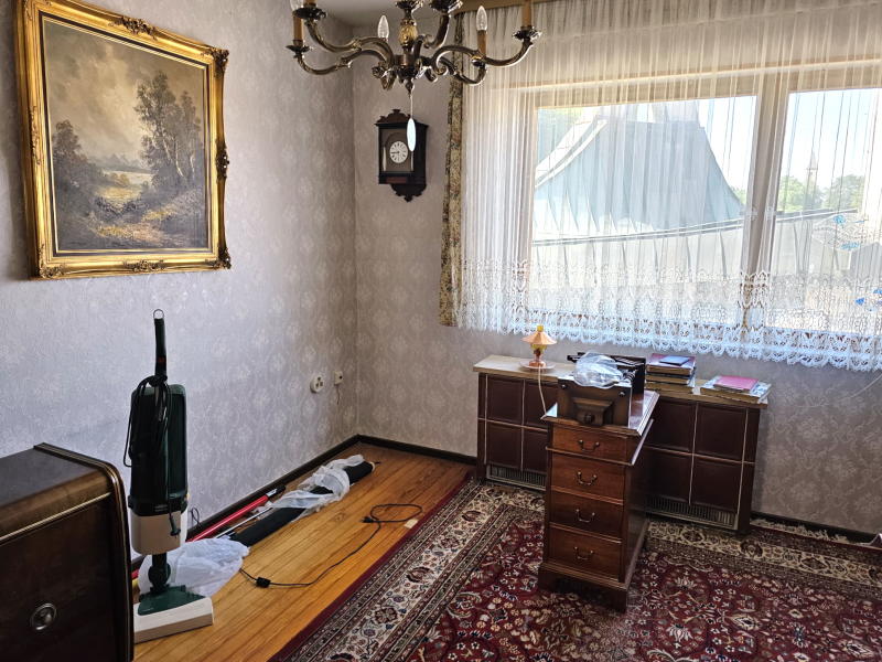 Thumbnail-ObjNr:19202 - Solides Zweifamilien-Reihenmittelhaus sucht Handwerker