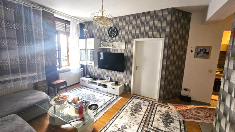 Thumbnail-ObjNr:19036 - In 2015 komplett sanierte 3-Zi. ETW in zentraler Lage in NeustadtWeinstraße