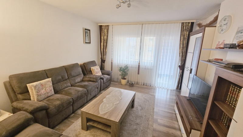 Thumbnail-ObjNr:19635 - Sehr gepflegte 4-Zi. ETW mit Balkon und PkW-Stellplatz in FT-Mörsch