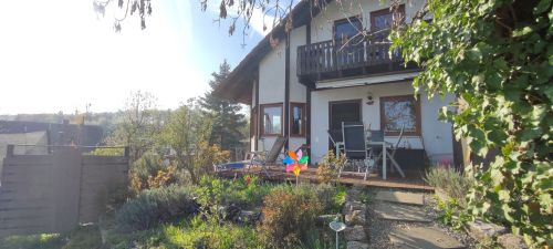 Thumbnail-Romantisches Einfamilienhaus mit hochwertiger Ausstattung in ruhiger Randlage von 97450 Arnstein-Neubessingen (ID 10040)